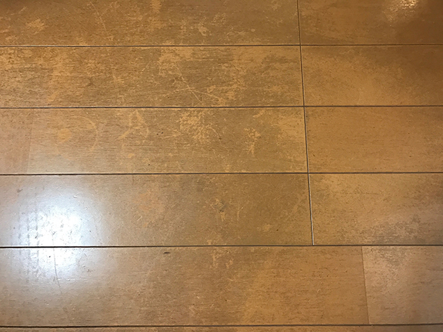 ワックスへの汚れの付着